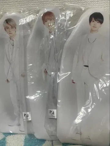 INI 이케자키 리히토 기무라 마사야 후지마키 쿄스케 파우치