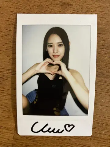 야카케 우미 친필 사인 폴라로이드 2