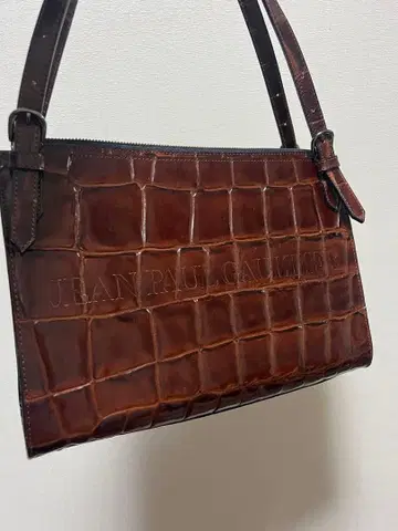 컨디션 최상 장 폴 고티에 초기 엠보 악어 무늬 백