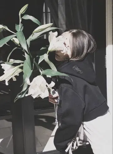 새상품급 MELT THE LADY M자수 후드티 인기 상품 완판