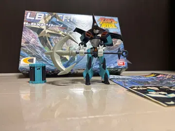 LBX 트리톤 골판지 전기