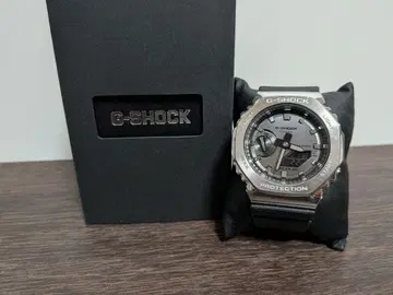 G-SHOCK GM-2100 그레이 손목시계