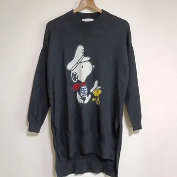 CASHYAGE 피넛 스누피 니트