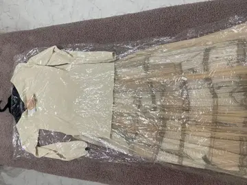 eimyistoire 베이지 긴팔 스커트 셋업