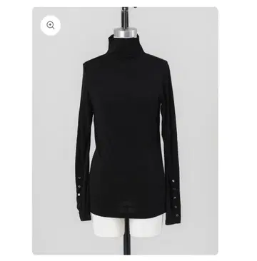 immatereal 하이넥 티셔츠 블랙