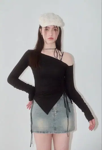 yilon 이로 원숄더 상의 블랙