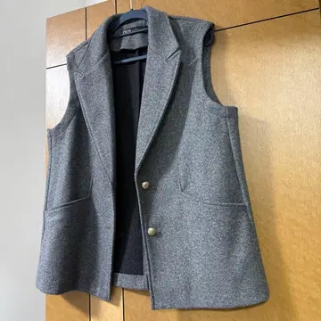 [ 미사용 새상품 ] ZARA 베스트