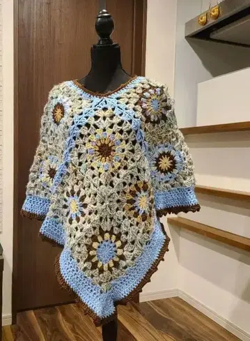 그랜니 스퀘어 판초 블루&브라운