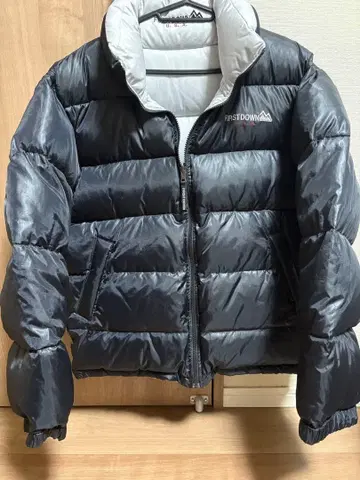 퍼스트 다운 다운 자켓 블랙