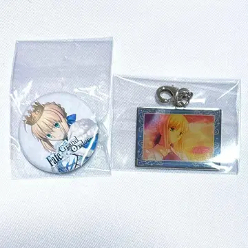 Fate 시리즈 세이버 굿즈 2세트