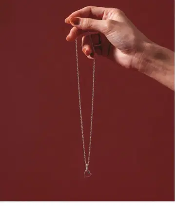 메종 드 펄스 실버 하트 목걸이