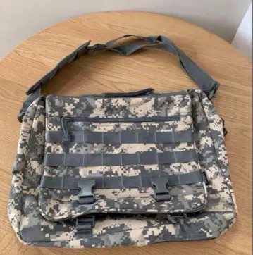 ACU 카모플라쥬 숄더백