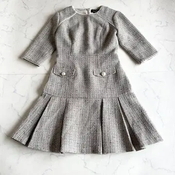 컨디션 최상 현행 택 최근 모델 에밀리아 위즈 하프 슬리브 트위드 원피스