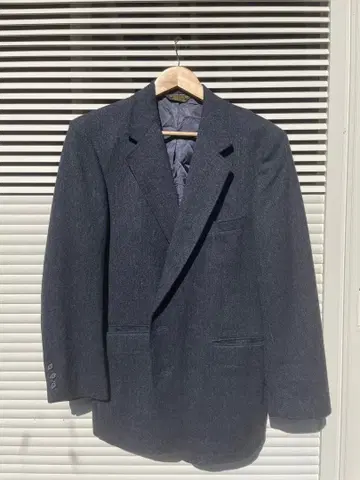 다크 그레이 테일러드 자켓