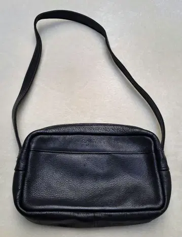 아네스베 보야지 가죽 숄더백 블랙