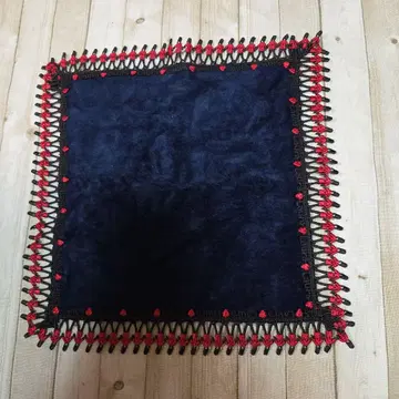 치카자와 레이스 로라 애슐리 빈티지 솔저 손수건