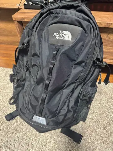 [ 새상품급 ] THE NORTH FACE 핫샷 블랙