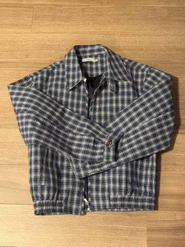 Erioc 체크 무늬 집업 자켓 배송비 포함