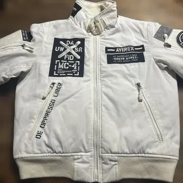 AVIREX 밀리터리 나일론 필드 자켓 화이트 M 사이즈