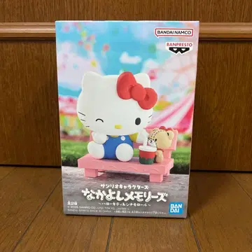 나카요시 메모리즈 헬로키티 피규어
