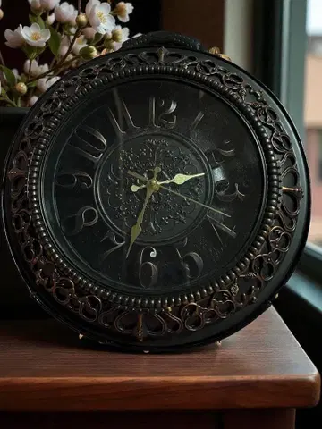 장식적인 블랙 시계 백