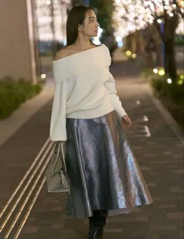 FRAY I.D 라메 자카드 플레어 스커트