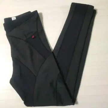 BiBi 블랙 레깅스 핏감