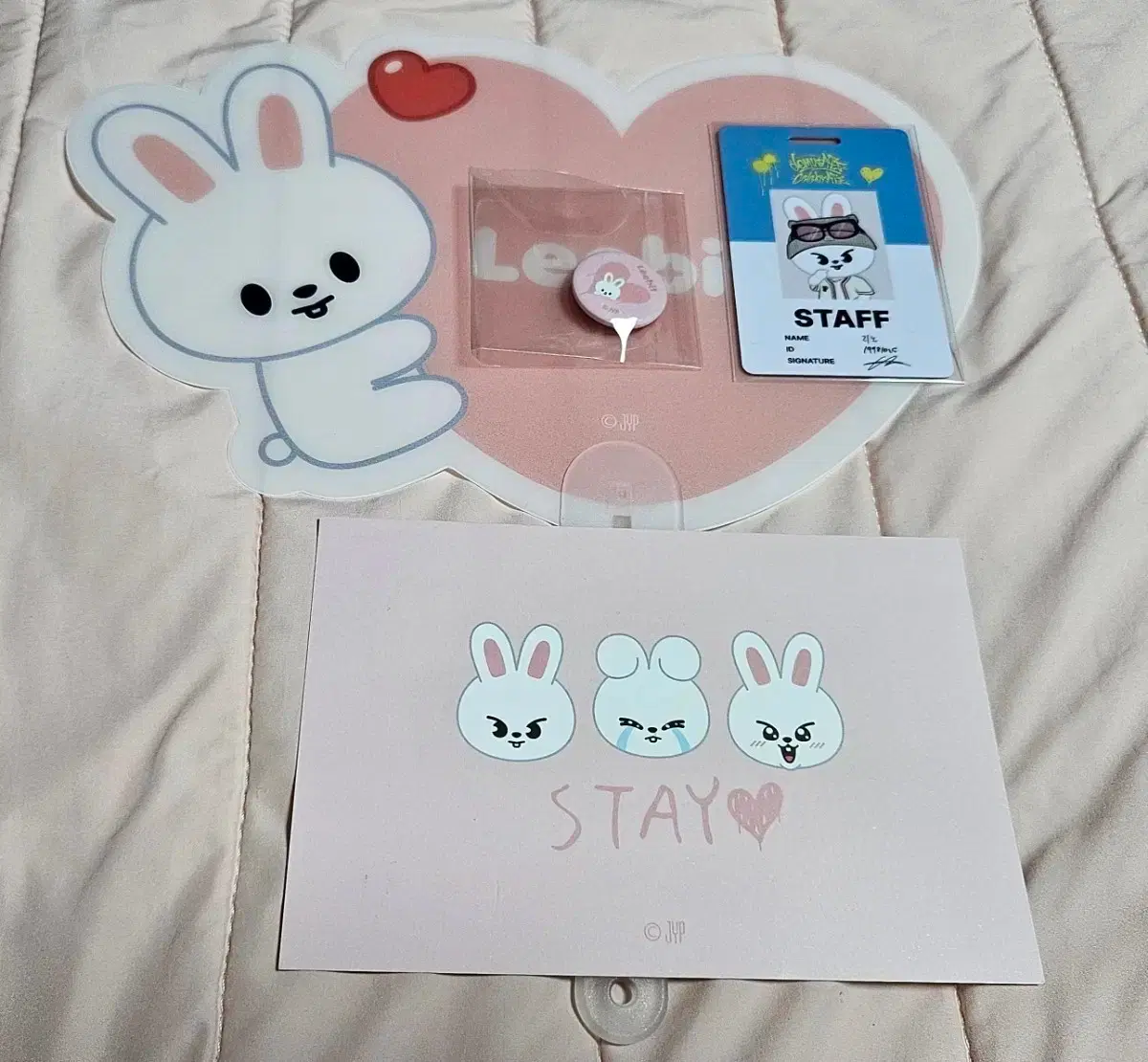 Stray Kids pop up rivet set.