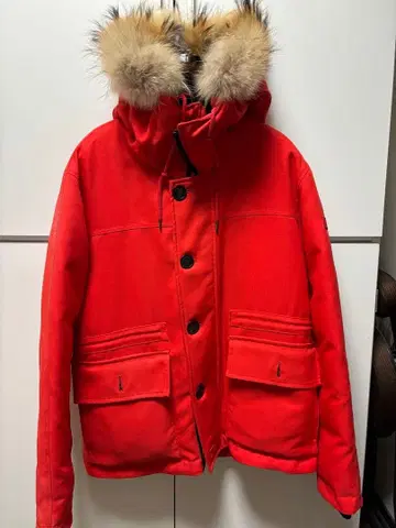 TATRAS 빨간색 퍼 포함 다운 자켓