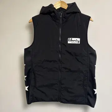 리버티 워크 이너 베스트 후드티