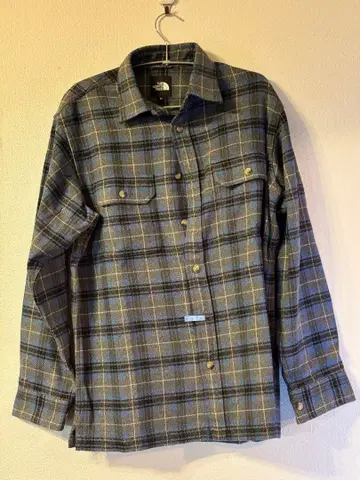 THE NORTH FACE 블루 체크 무늬 플란넬 셔츠 M 사이즈