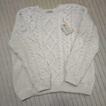 이치 페루 니트 손뜨개질 케이블 스웨터 시착만 한 상품