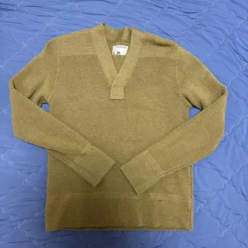 TENDERLOIN T-COMMAND V 니트 스웨터