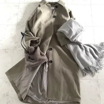 컨디션 최상 에트레토쿄 울 라이크 맥시 길이 롱 코트 카키 계열 M