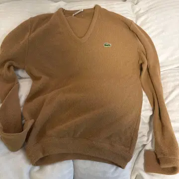 Lacoste 베이지 V넥 스웨터 izod