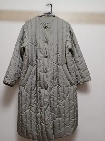 그레이 리버서블 퀼팅 롱 코트