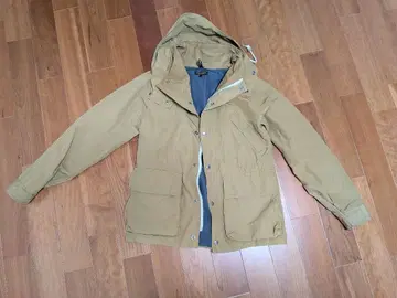 AVONTADE 후드 부착 베이지 자켓