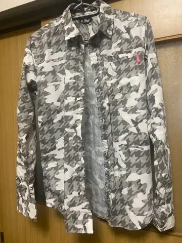 DEEP 카모 패턴 그레이 셔츠