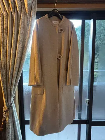 베이지 코트 겨울용 베이크루즈