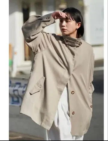 앤트마리스 AUNT MARIE'S 스탠 칼라 트렌치코트 미사용 새상품