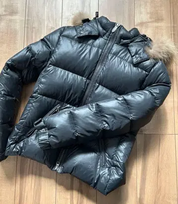 민앳 min @RNA 아우터 다운 숏 기장 겨울 블랙