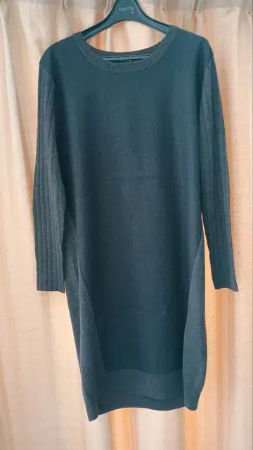 Mizuiroind 무릎 기장 원피스