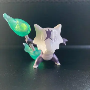 포켓몬 몬코레 가라가라 알로라의 모습