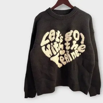 하트 로고 니트 보아 자수 두꺼운 원단 블랙 귀여운 가을/겨울