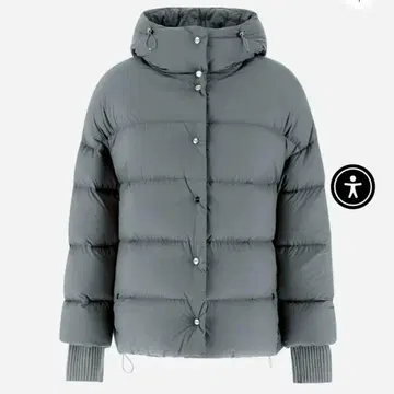 새상품급 작년 구매 헬노 다운 자켓