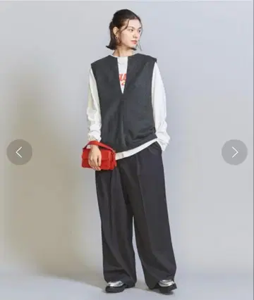 BEAUTY&YOUTH 그레이 슬리브리스 베스트