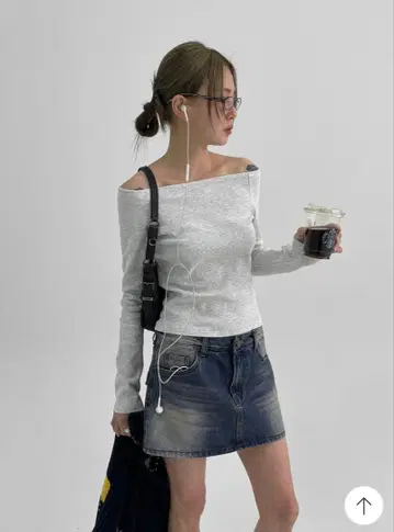 blackup 유타 오프숄더 긴팔