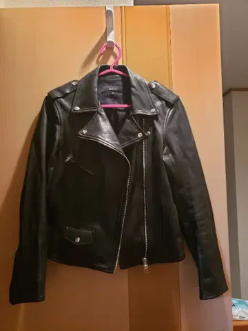 allureville 블랙 가죽 라이더 자켓 사이즈 2