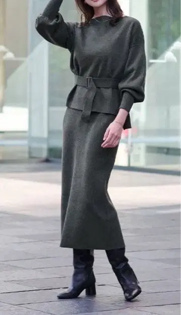 ur's 밀라노 리브 니트 셋업 스커트만