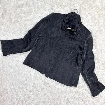 FROHLICH 새상품급 긴팔 블라우스 목 프릴 어깨 패드 ( M )